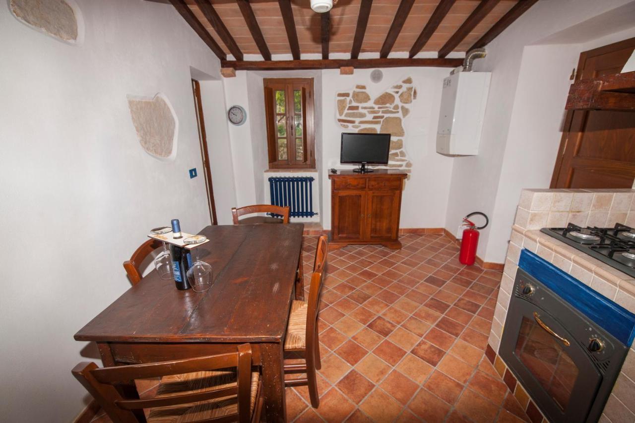 Il Borgo Del Lupo Villa Sarteano Luaran gambar