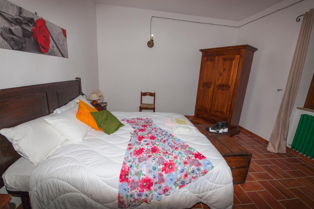 Il Borgo Del Lupo Villa Sarteano Luaran gambar