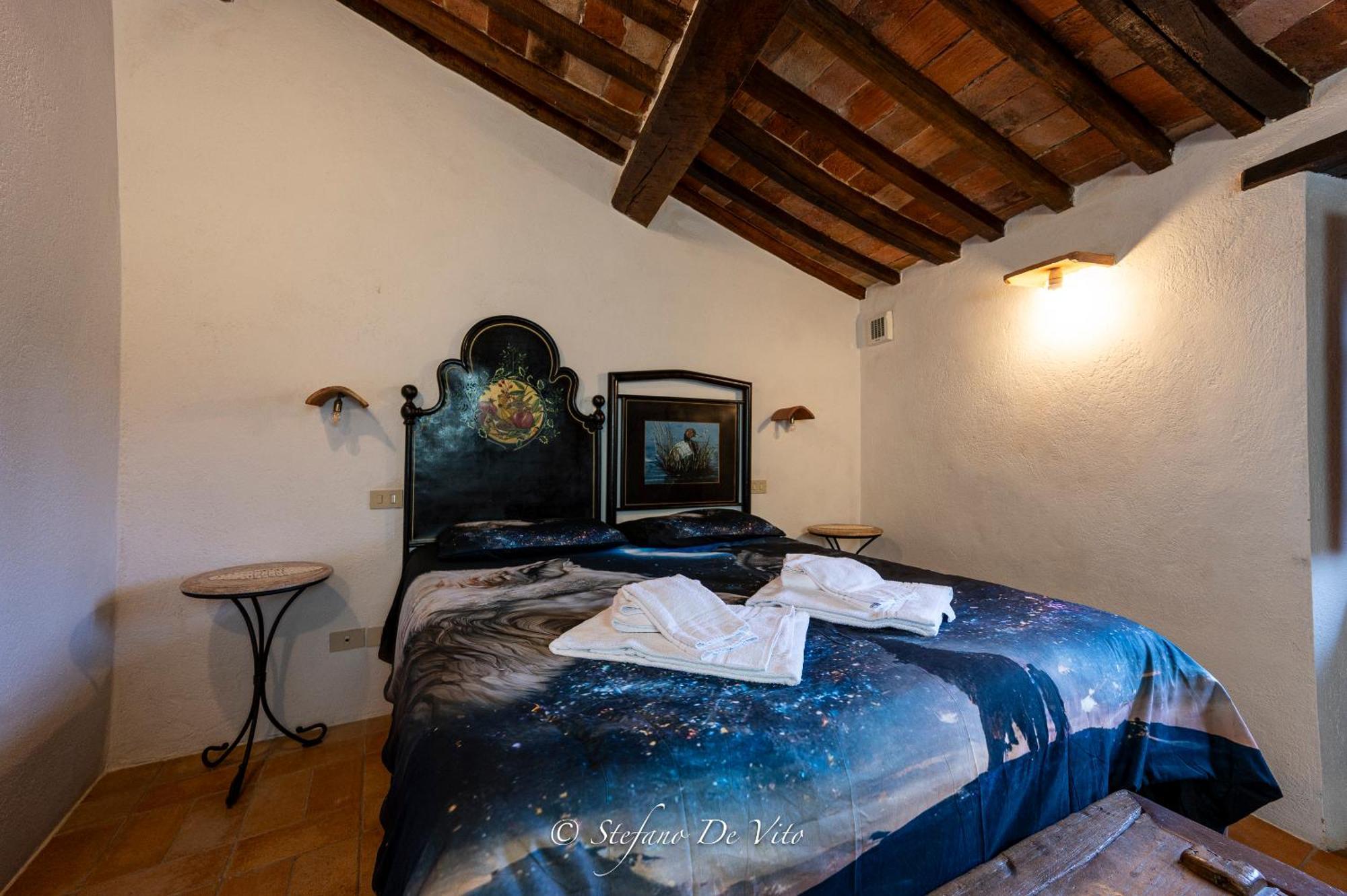 Il Borgo Del Lupo Villa Sarteano Luaran gambar